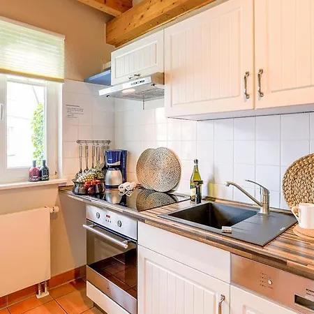 Ostseeferienpark Seepferdchen Haus Rügen 22c * Nienhagen